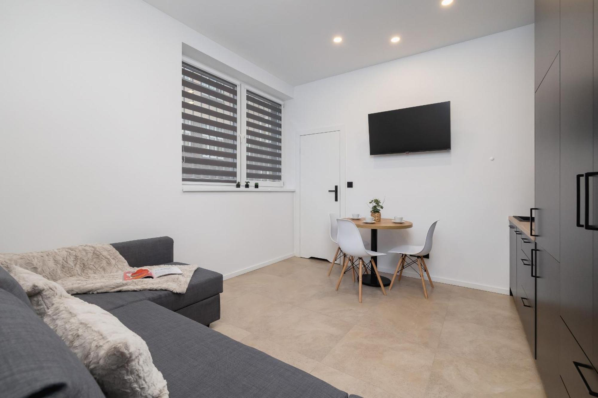 Slowackiego Comfy - Station By Renters Appartamento *